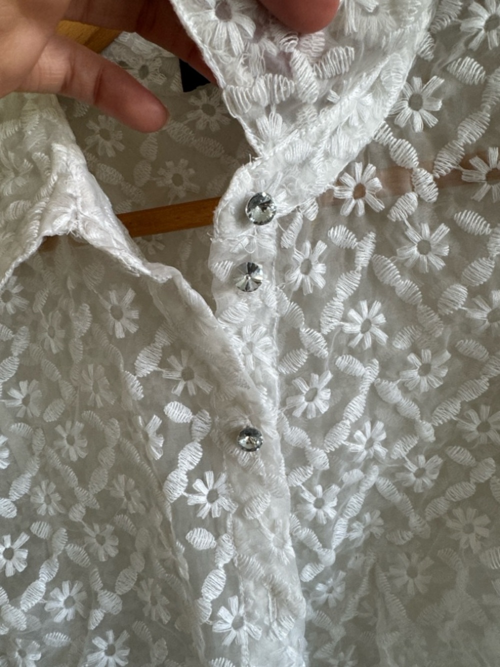 Majorelle Puff sleeve  floral embroidered tie front crop button down top small - Picture 4 of 7